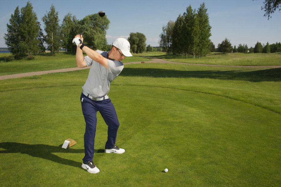 golf swing with driver